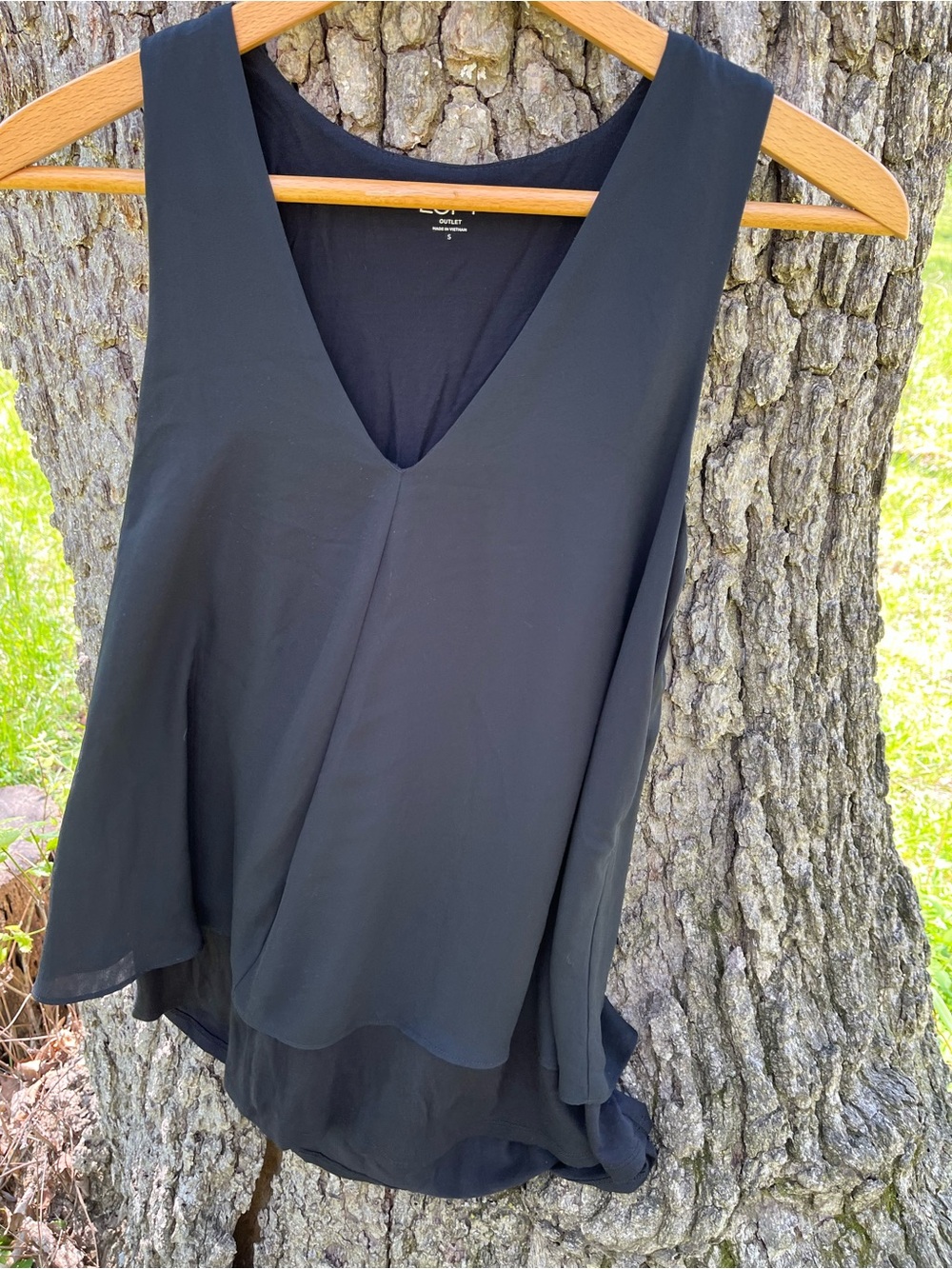 ⭐️LOFT Outlet Mixed Media Sleeveless Blouse in size S